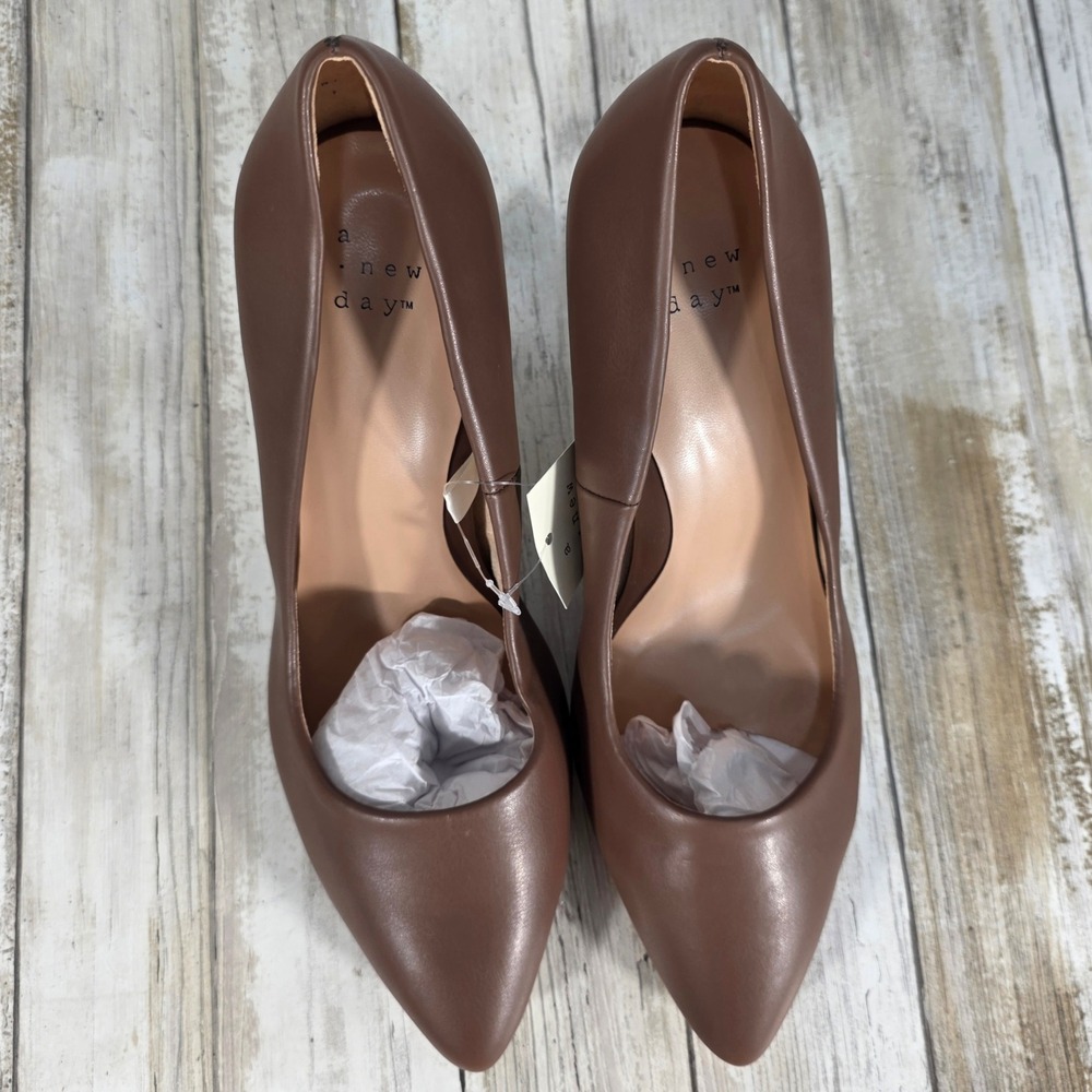 A New Day Brown Pointed Toe Stiletto Heel Pumps Womens Size 7W NEW - Picture 10 of 10